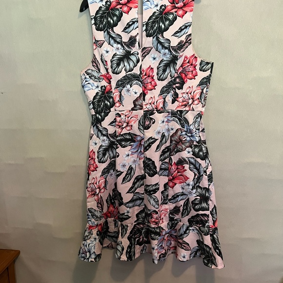 👗👗👗Summer dress from Myers Australia: size 10 Tokito brand - Picture 7 of 8